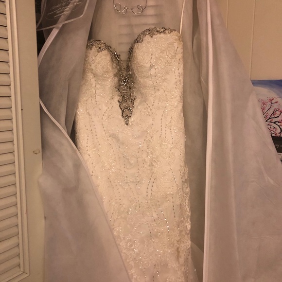 Kitty Chen wedding dress - Picture 7 of 7